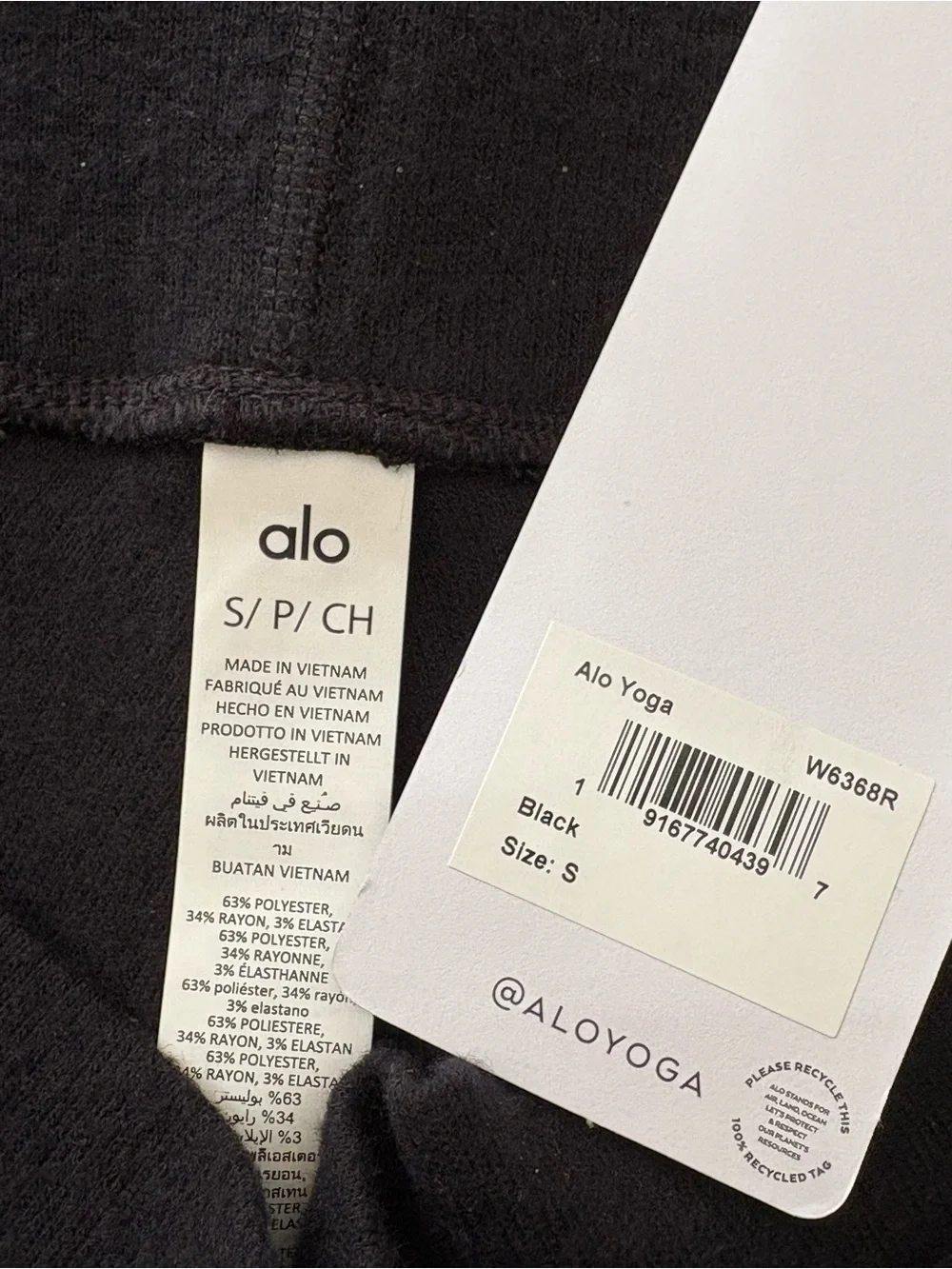 Alo Yoga Alolux High-Waist Me Time Short Size Small NWT A184